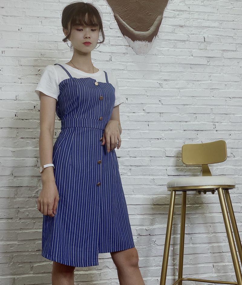 条纹假两件连衣裙女夏季2020新款气质时尚中长款女士拼接裙子潮