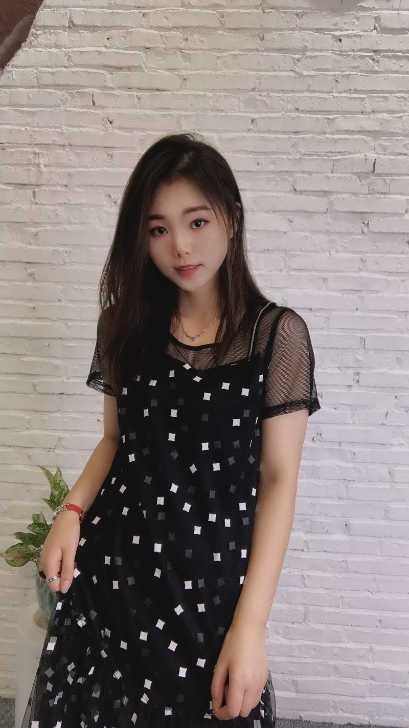 女装2020夏款网纱蕾丝假两件套减龄洋气雪纺连衣裙